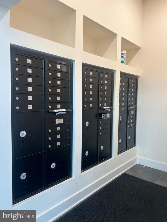 Building Photo - 1148 N 2nd St