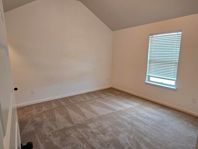 Building Photo - 4416 Grove Landing Dr
