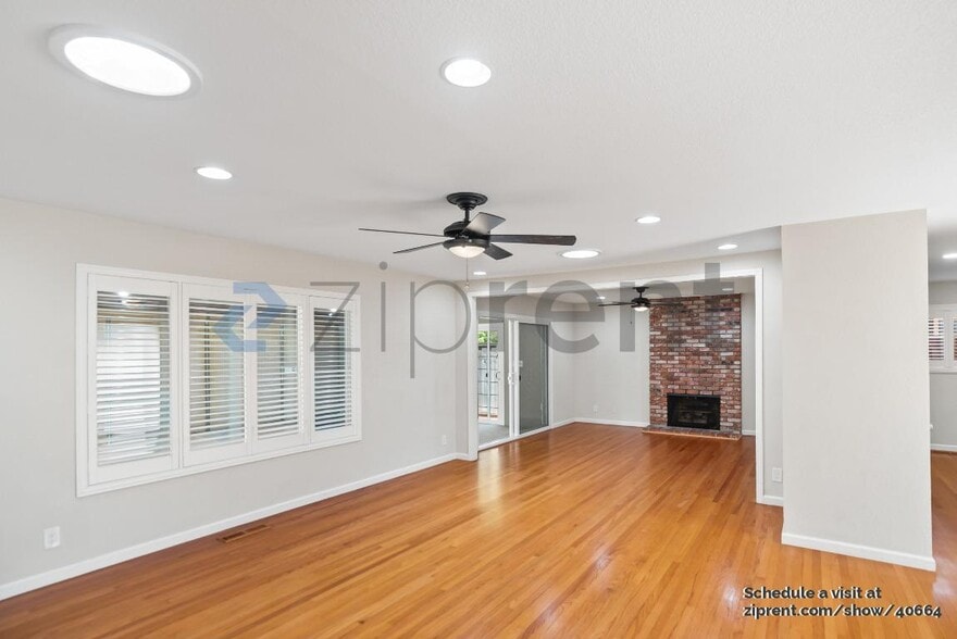 Building Photo - 38596 Athy St