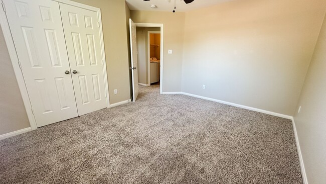Building Photo - Charming 3-Bedroom Home Just Minutes from ...