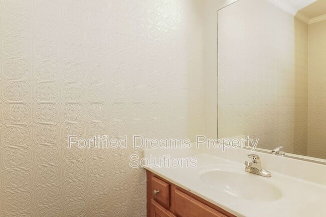 Building Photo - 4127 Bentley Dr