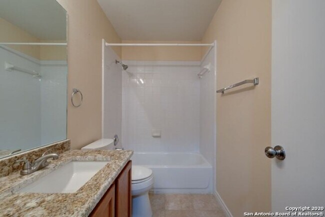 Building Photo - 3 Bedroom/2 Bath Wildhorse Subdivision