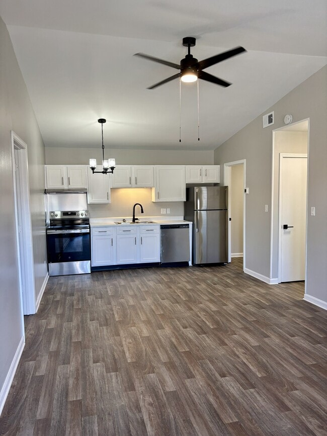 Building Photo - Stones River Apartments
