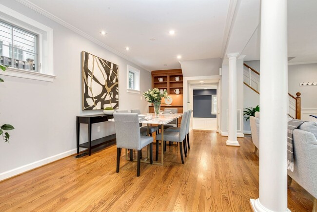 Building Photo - Chevy Chase Home