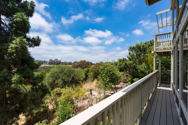 Building Photo - Renovated Post-Modern with Sweeping Canyon Views
