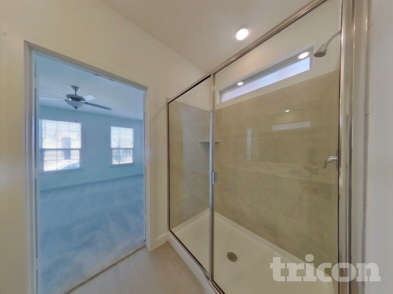 Building Photo - 2717 Brushy Lk Dr