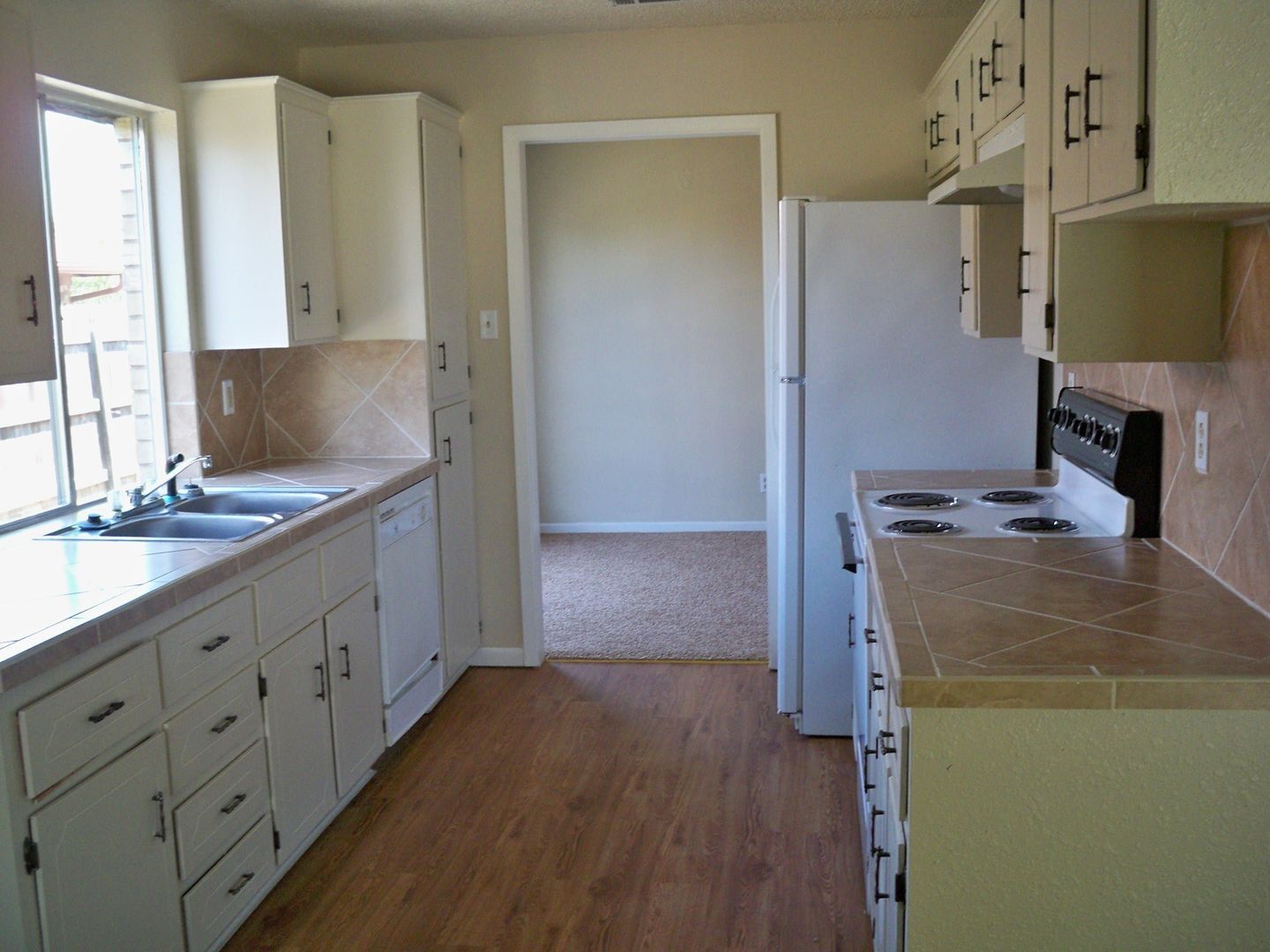 Building Photo - 2903 Janis Dr