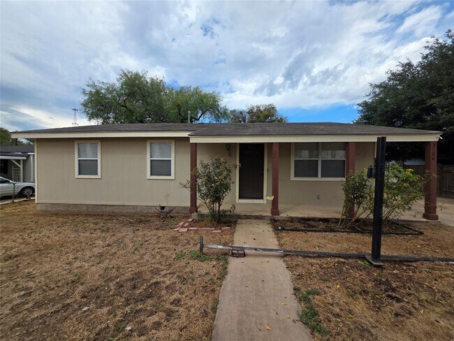 Primary Photo - 3106 Fallwell Ln