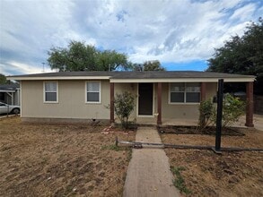 Building Photo - 3106 Fallwell Ln