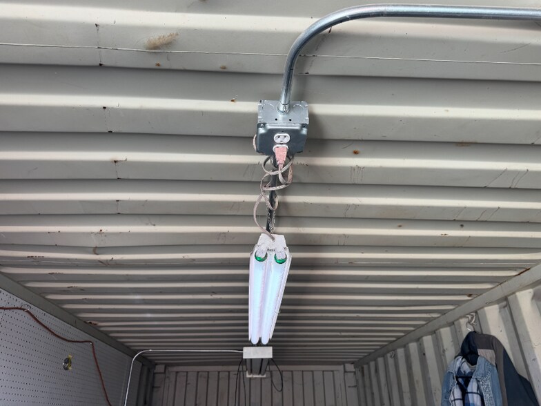 Building Photo - 680 Allegheny St