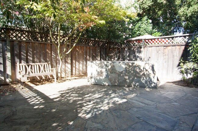 Building Photo - Coming Soon! Conveniently Located Townhome...