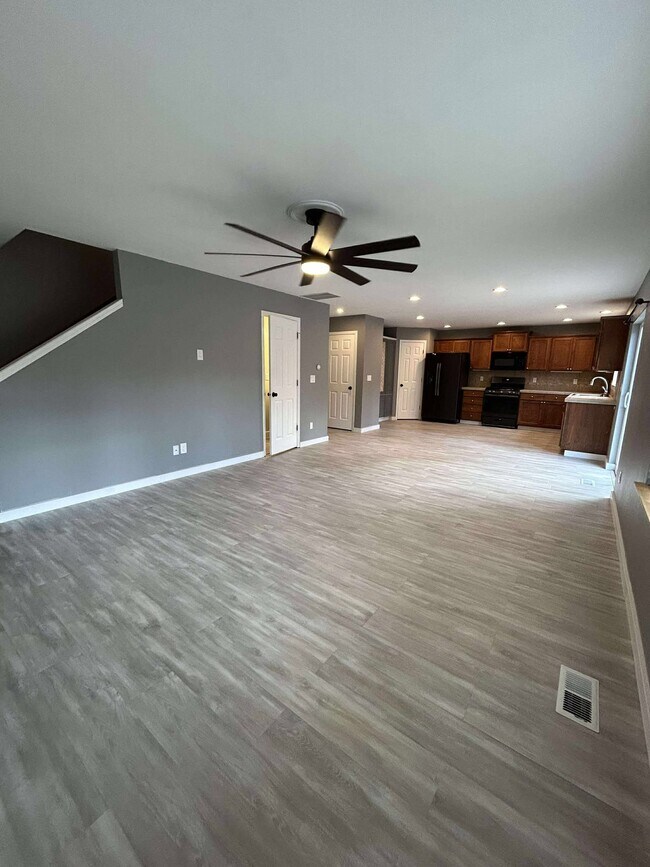 Building Photo - 15839 Yelm Terra Way SE