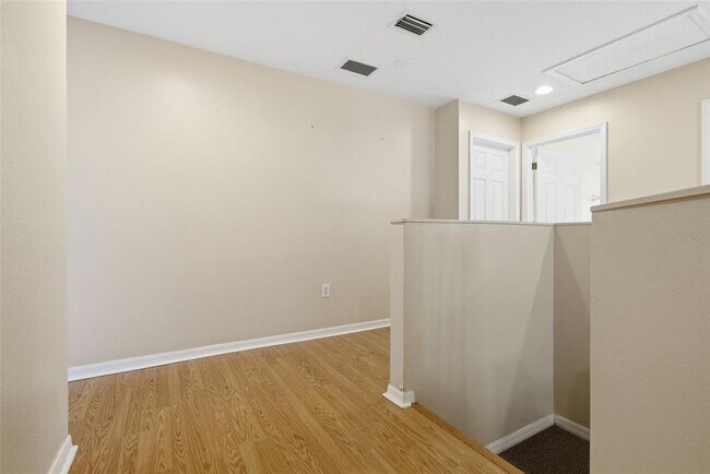 Building Photo - 2631 Queen Alberta Dr