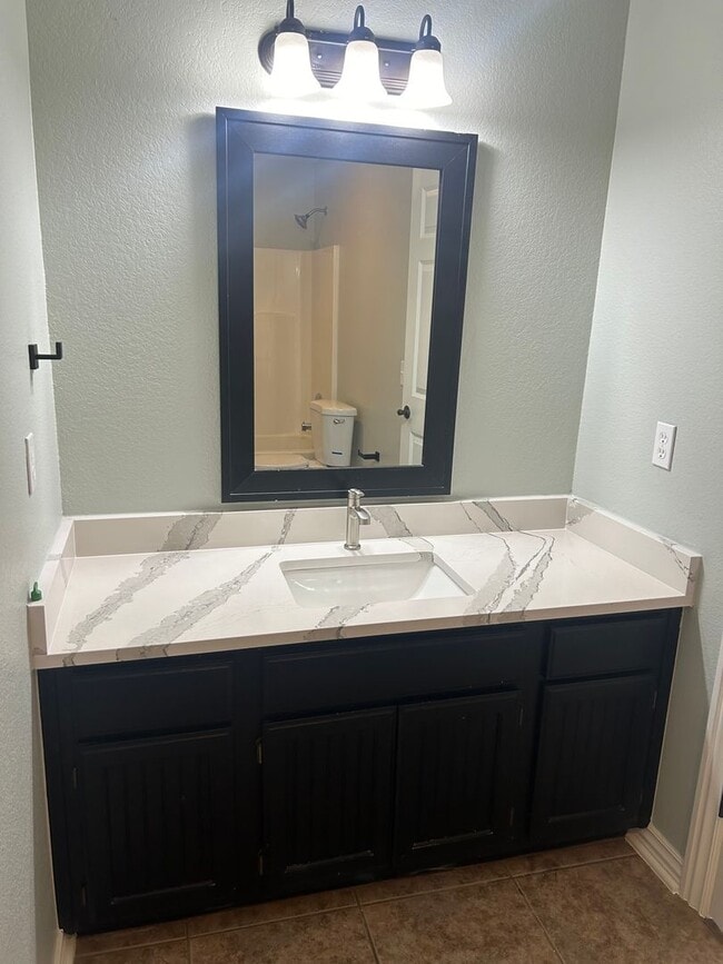 Building Photo - Peng-4077 Glenstone