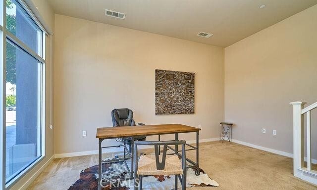 Building Photo - 801 S Anaheim Blvd