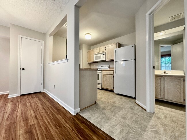 Building Photo - 2-Bedroom Condo Ready NOW! 2 Primary Suite...