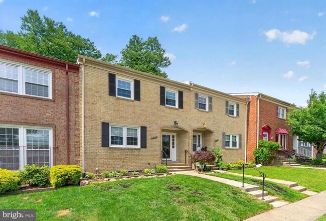 Building Photo - 7481 Jayhawk St