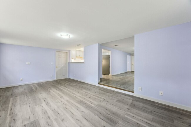 Building Photo - Adorable Newly Renovated 3/2 on Amelia Isl...
