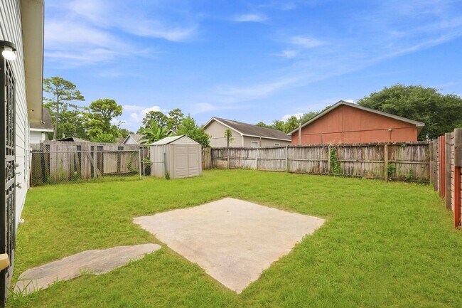 Building Photo - 11723 Greenmesa Dr