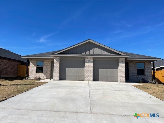 Building Photo - 2307 B Alterman Dr