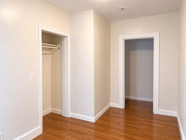 Building Photo - 36 Champney St