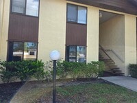 Building Photo - 504 Silver Course Cir