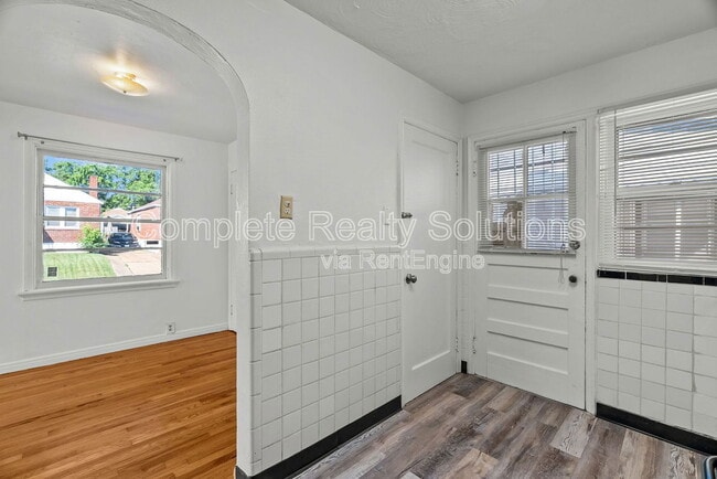 Building Photo - 6605 Barken Ave