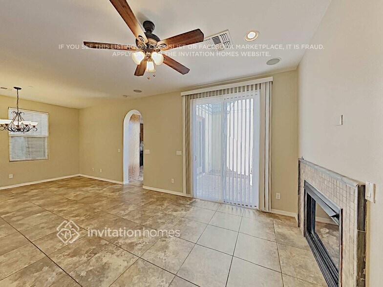 Building Photo - 20555 W Maiden Ln