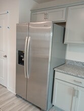 Building Photo - 1051 20th Ave Loop SE