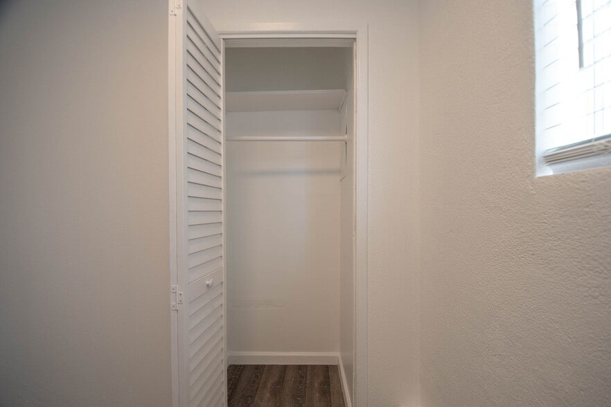 Building Photo - 314 W Mission St