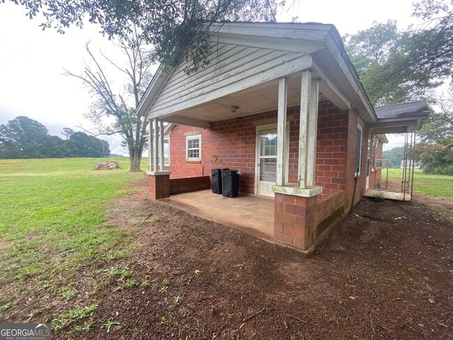 Building Photo - 1125 Moore Rd