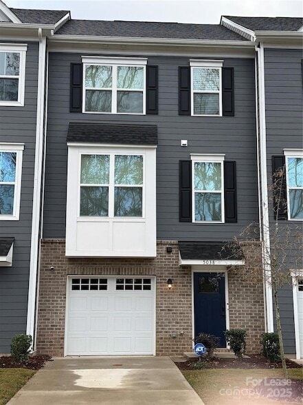 Primary Photo - 5038 Springarn Ct