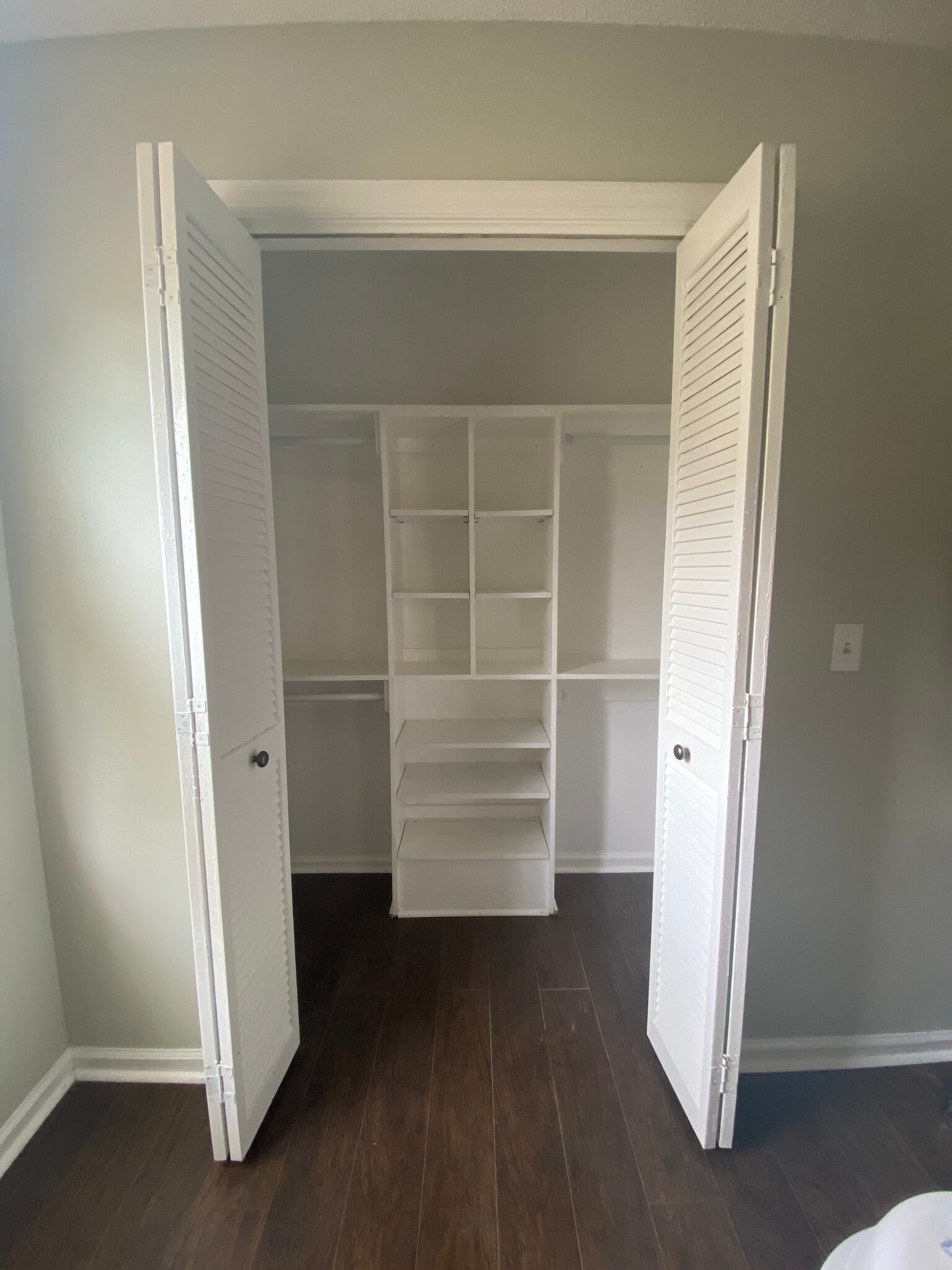 Building Photo - 1014 Buchanan Dr