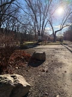 Building Photo - 22 Laurel Ln