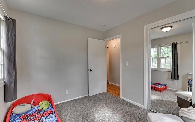 Building Photo - Coming Soon! Bright & Spacious 3 Bed Home with Finished Basement & Huge Backyard