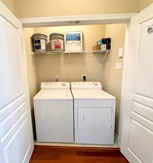 Building Photo - 10 Perimeter Summit Blvd