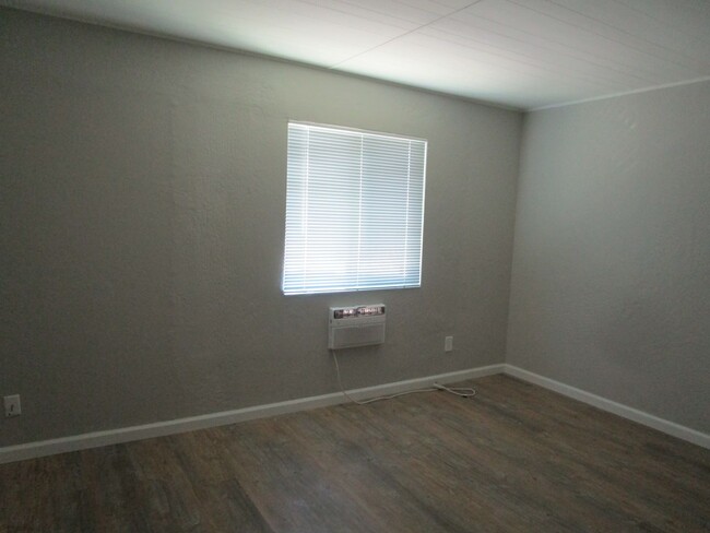 Building Photo - MOVE-IN SPECIAL: $500 OFF 1ST MONTHS RENT ...