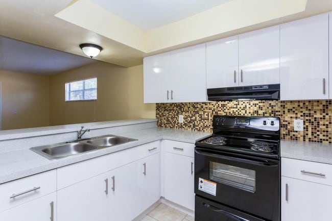 Building Photo - 1020 JACK CALHOUN DR. KISSIMMEE FL 34741