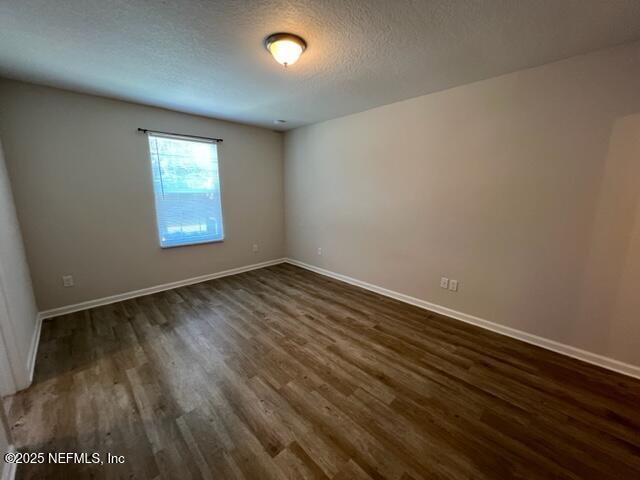 Building Photo - 689 Melba St