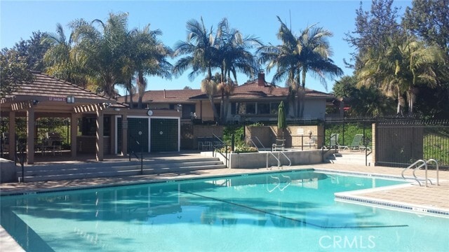 Building Photo - 17252 Citron