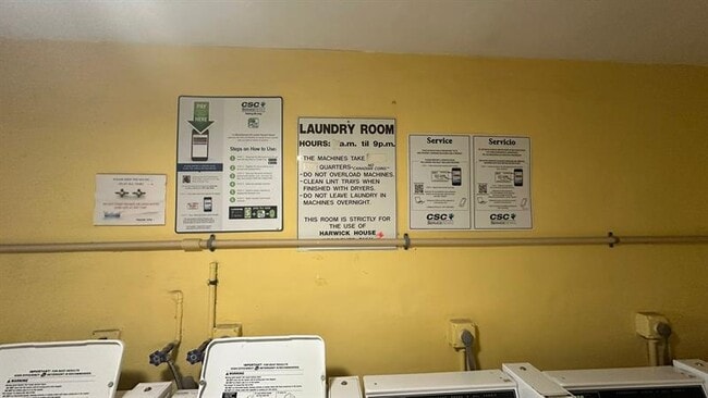 Building Photo - 625 Antioch Ave