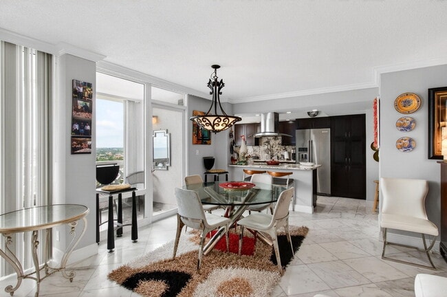 Building Photo - 1200 S Ocean Blvd