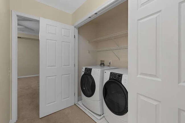 Laundry (Upstairs) - 6215 Split Creek Ln