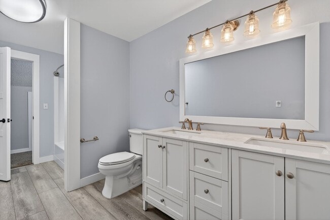 Building Photo - The Ultimate Gig Harbor Retreat!