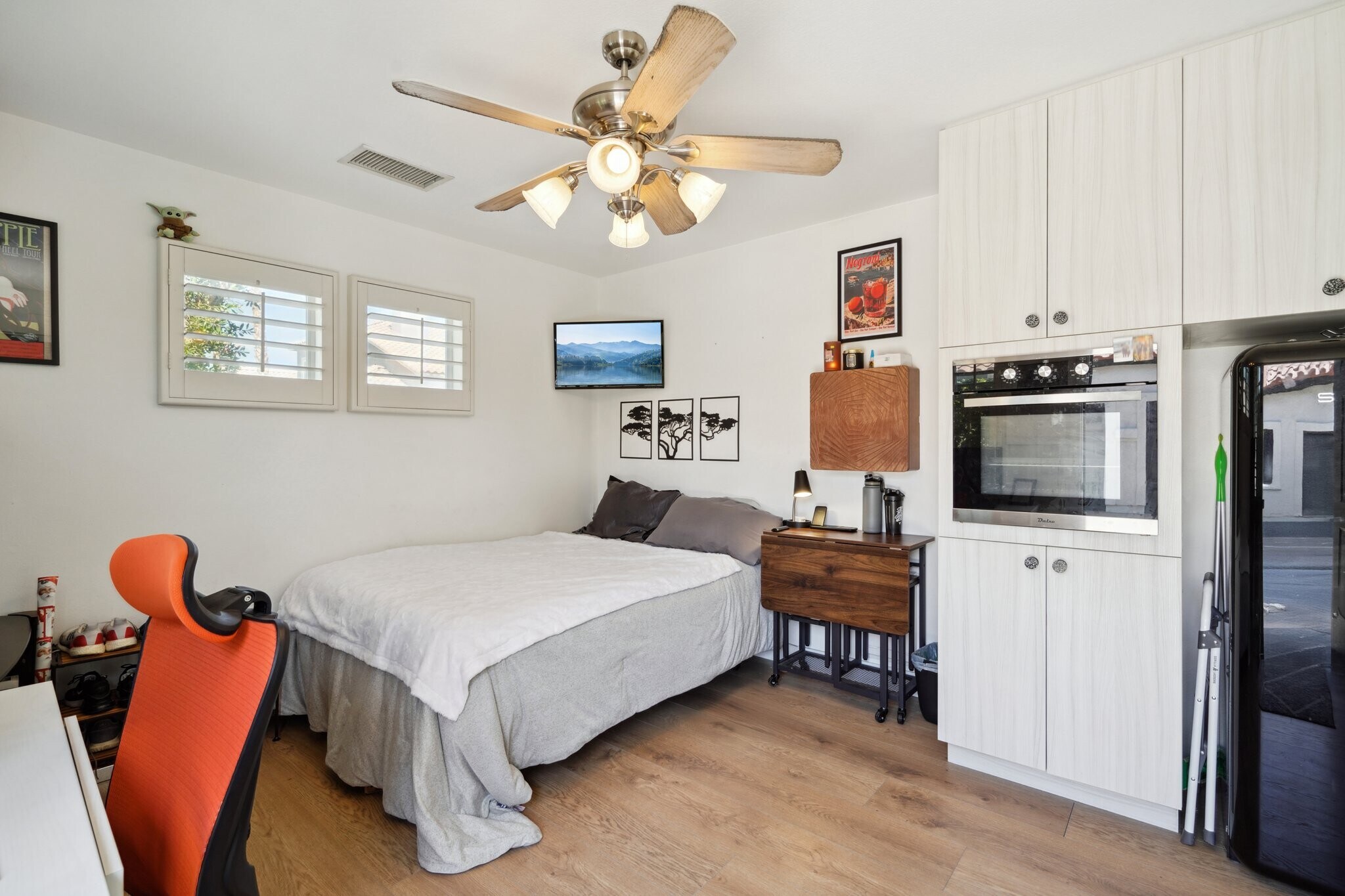 Building Photo - 45138 Shaugnessy Dr