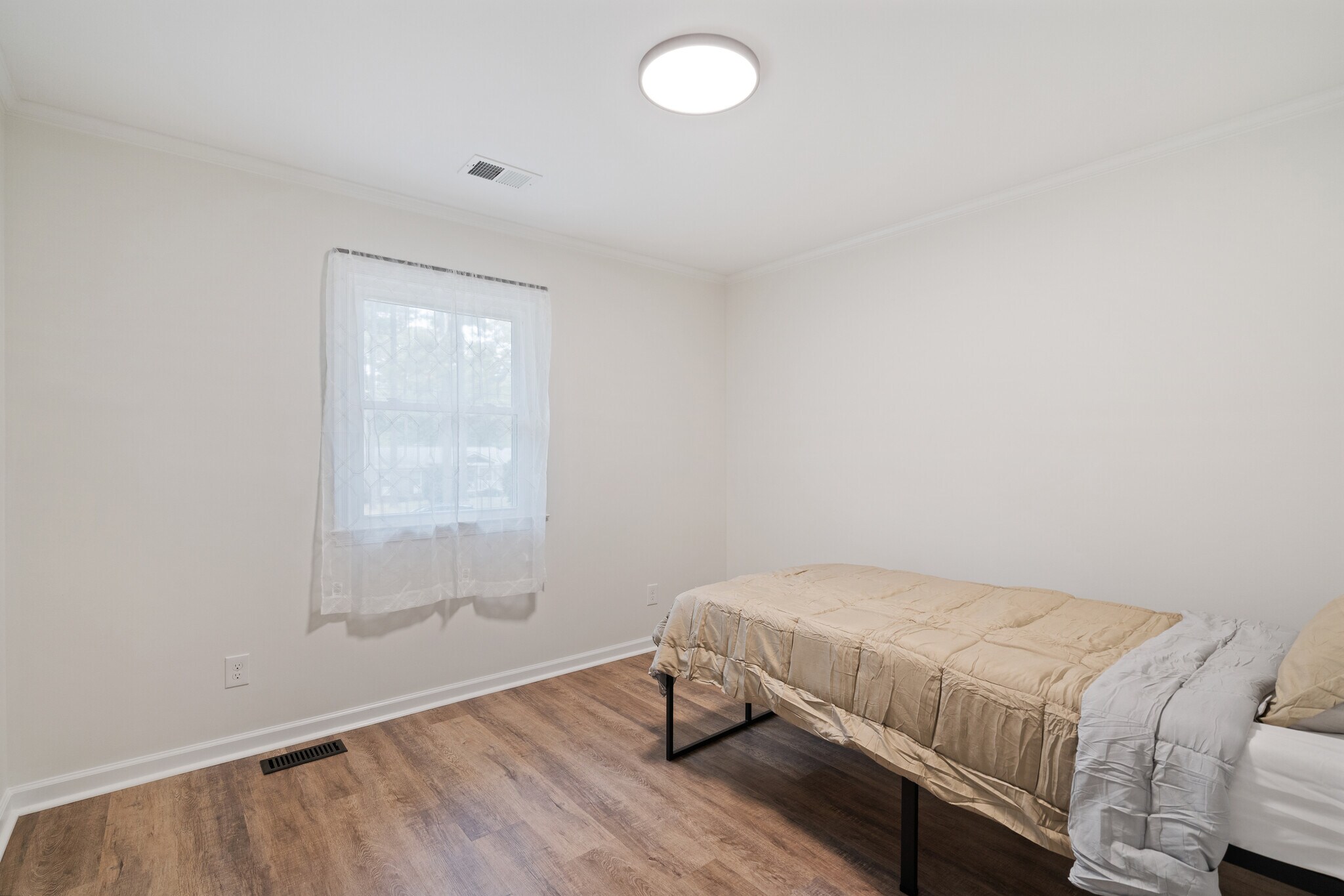 Bedroom 3 - 825 York St