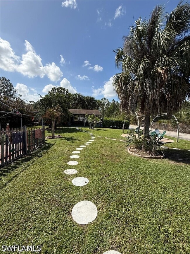 Building Photo - 3220 29th Ave NE