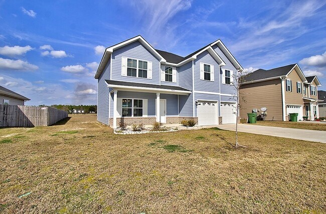 Building Photo - 566 Burke Dr