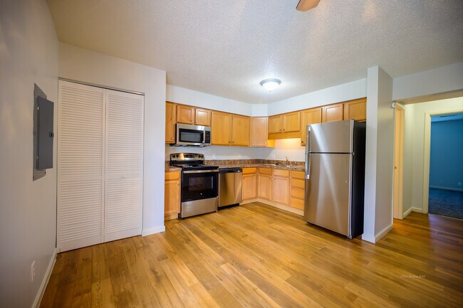 Building Photo - Kimber Green Apartments