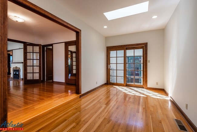 Building Photo - Charming Home | Spanish Architecture | Desirable Location